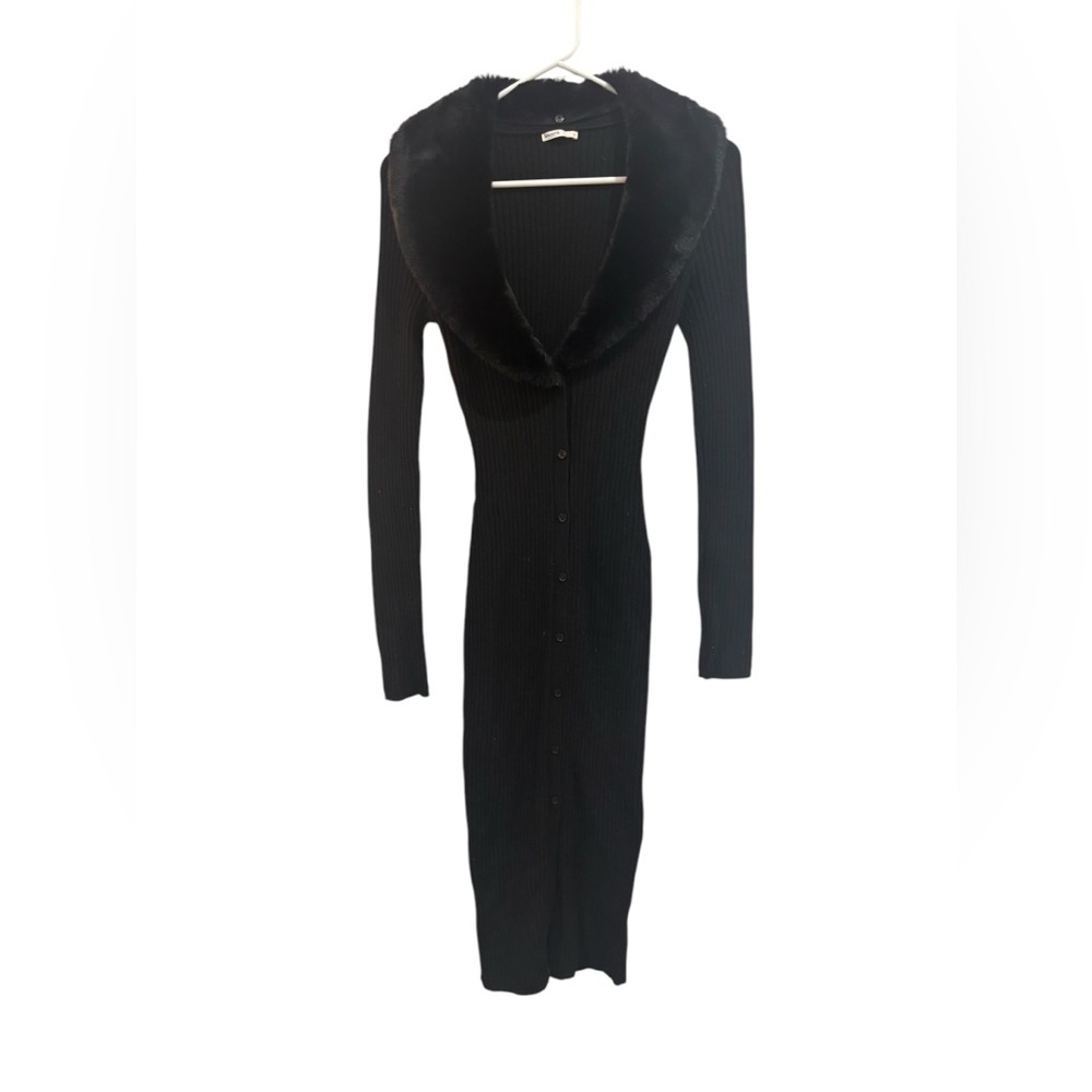 House of CB Ribbed Black Midi Dress with Faux Fur Collar - Picture 8 of 14